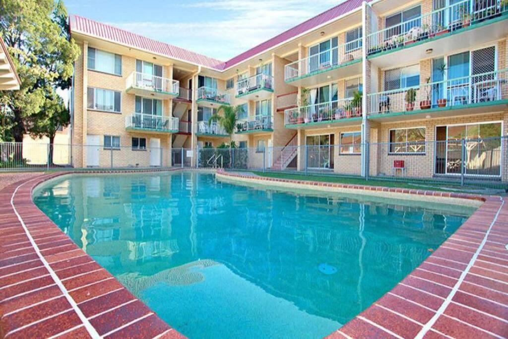 Bribie Island Unit With Pool - Amazing Beaches & Lifestyle! Bongaree Dış mekan fotoğraf