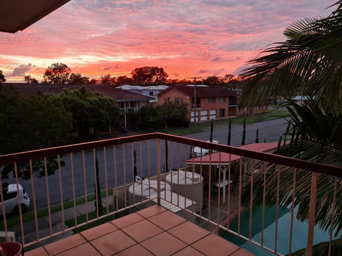 Bribie Island Unit With Pool - Amazing Beaches & Lifestyle! Bongaree Dış mekan fotoğraf